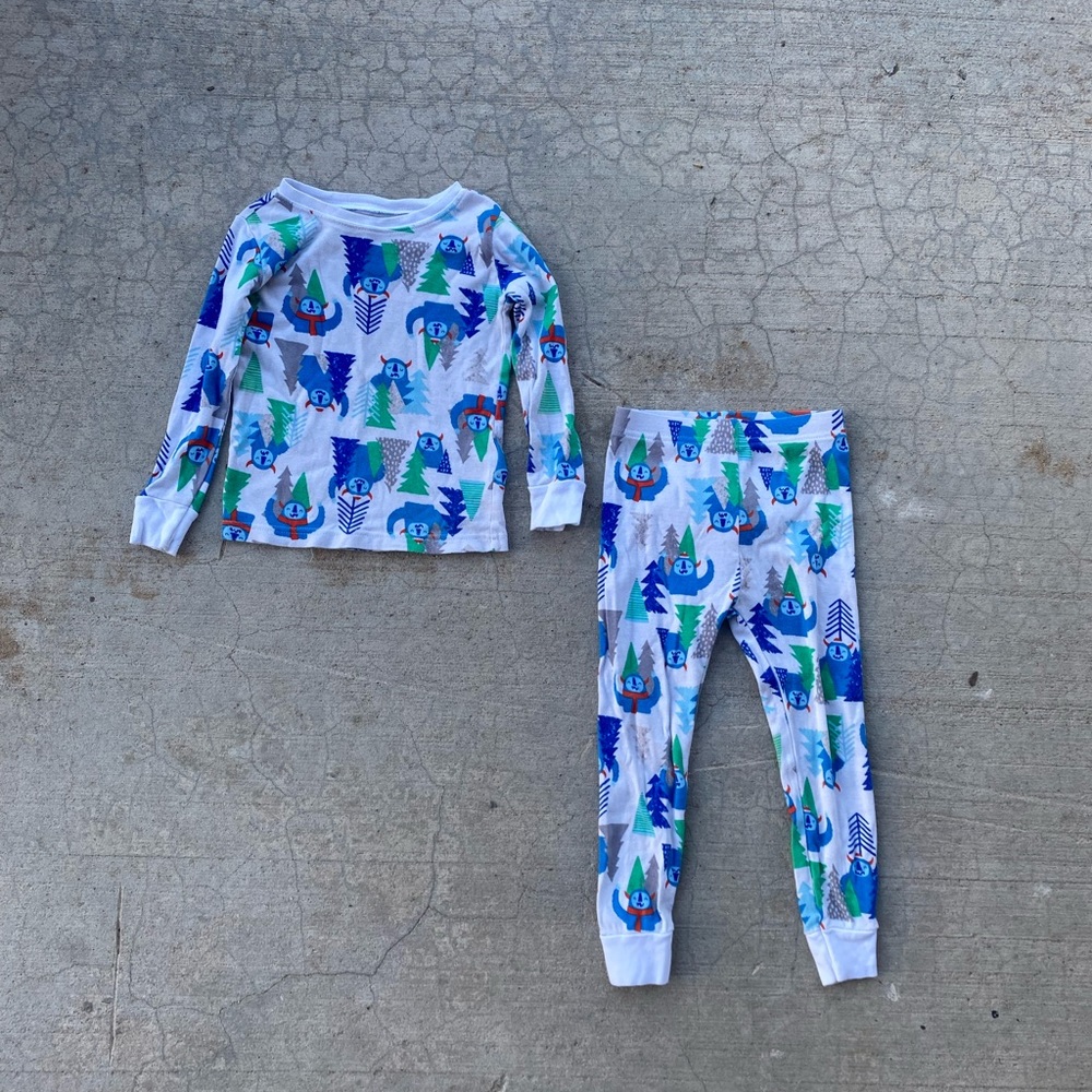 Old Navy Yeti Ski Pajamas